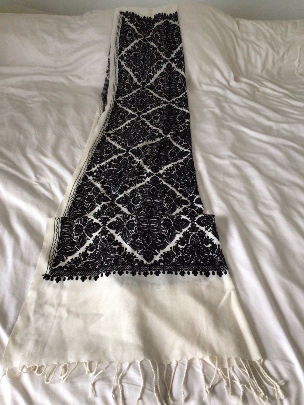 Scarf Embroidered Black Floral - Picture 2 of 4